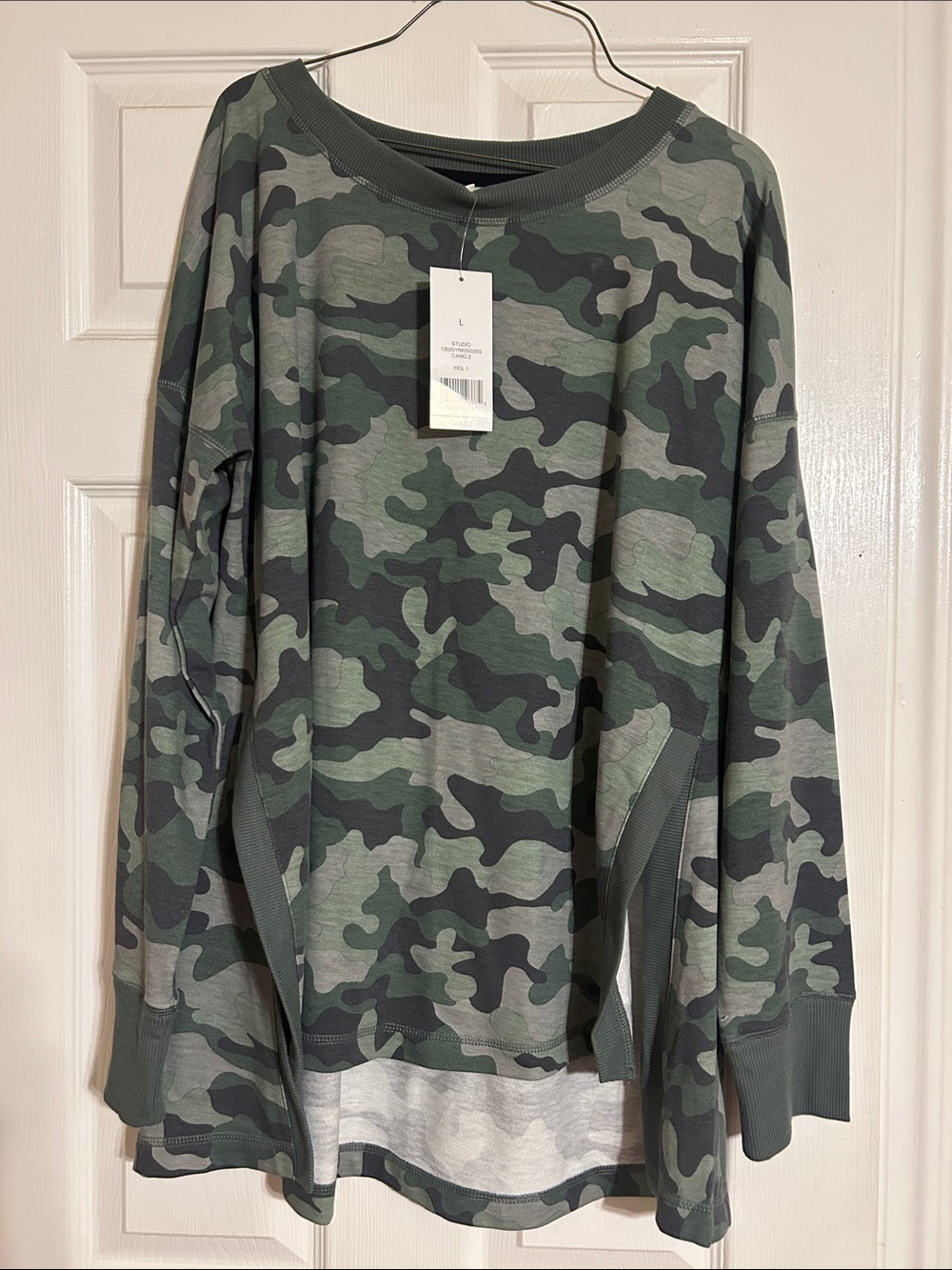new directions Women's Camo Crewneck Sweater - Green, Gray, Black